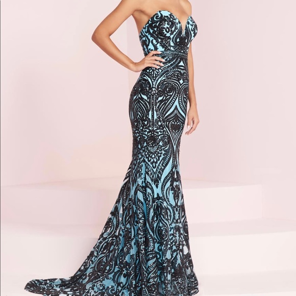Panoply Prom Dress For Sale!!! Style 14006! Blue with black detailing, size 6!!! - Picture 3 of 4